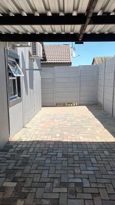 2 Bedroom Property for Sale in Groenheuwel Western Cape